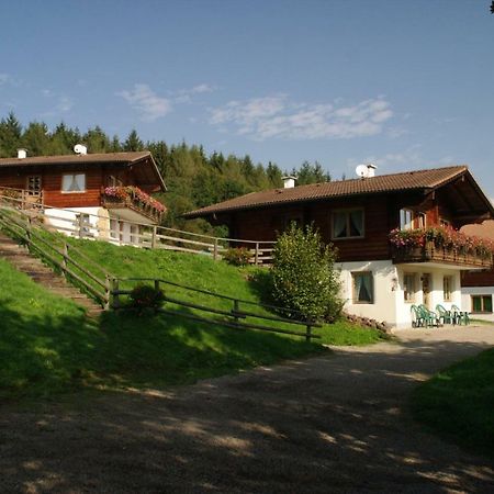 Appartamento Blockhaus-Ferienpark Eisenschmitt Esterno foto